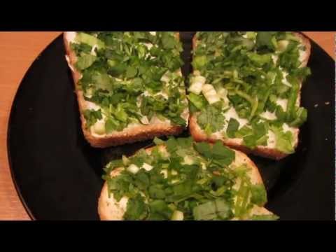 Видео-рецепт 'Бутерброды с зеленью' к чаю.(полезно)