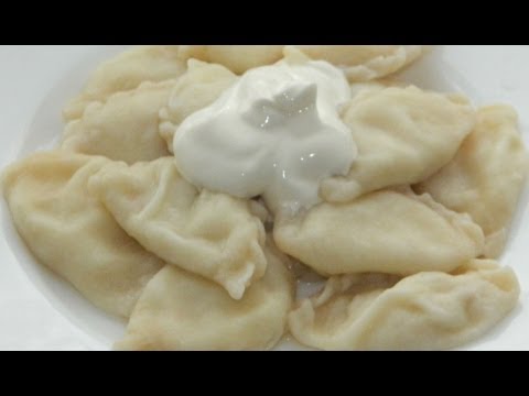Wareniki mit Kartoffelp?ree /    / with mashed potato (russian food)