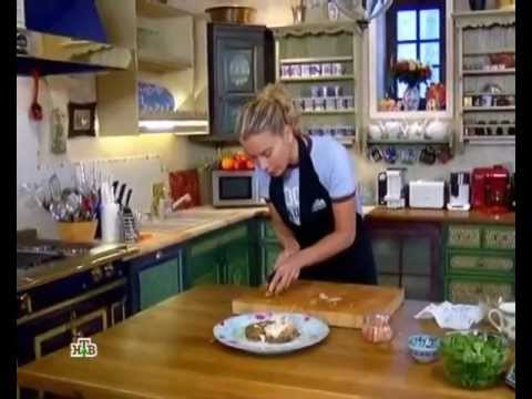 Юлия Высоцкая Бутерброд с крабами и авокадо