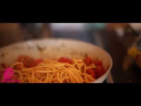 ITALY EASY-COOK #4 - Спагетти с креветками, помидорини и Перно Рикар