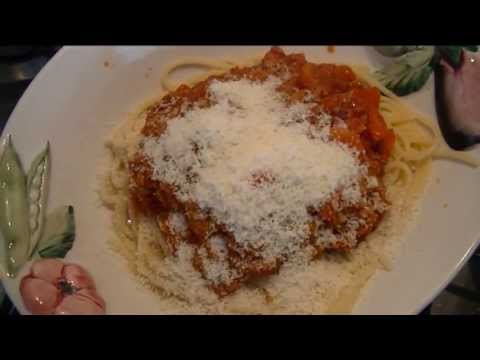 Итальянские рецепты: la pasta al ragu'. Макароны с мясным соусом.