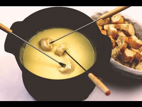 Кулинарушка: Как приготовить фондю? | Culinary Specialist: How to Cook a Cheese Fondue?