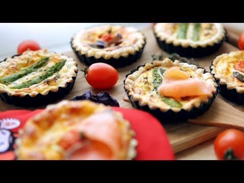 Відео-рецепт. Пироги з листкового тіста